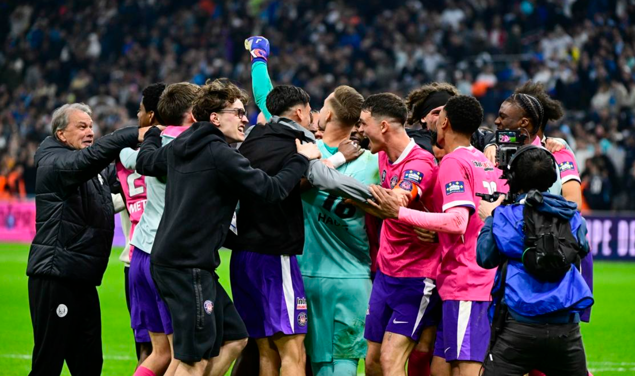 Yabo-5-6!1-2!疯狂一夜,马赛爆冷出局,曼联被绝杀,皇家社会进决赛